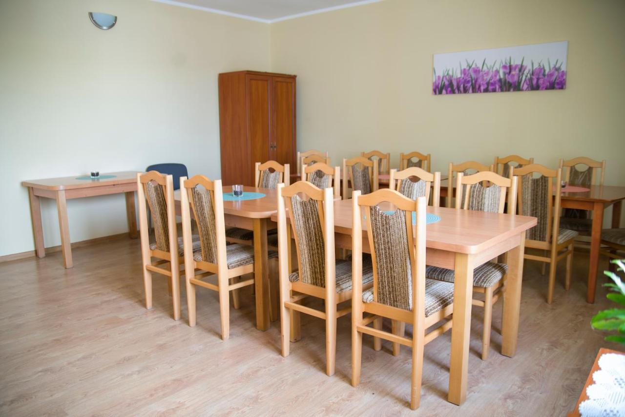 Pod Kogucikiem Aparthotel Krzyzanowice Buitenkant foto