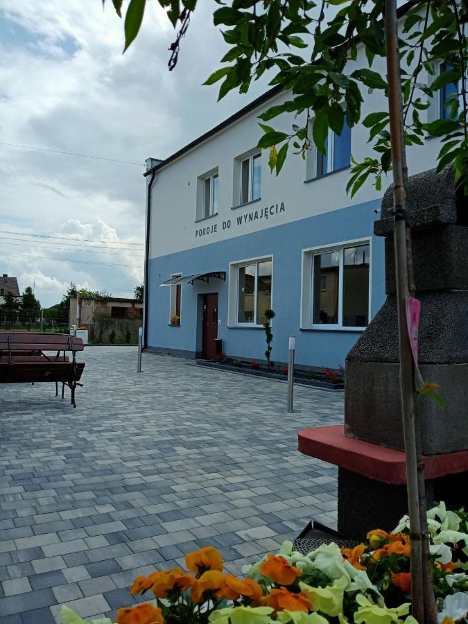 Pod Kogucikiem Aparthotel Krzyzanowice Buitenkant foto